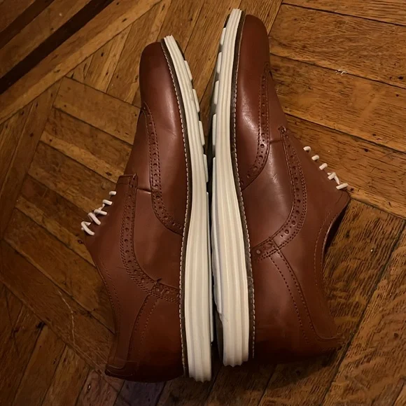 Cole Haan Tan/Ivory ØriginalGrand Wingtip Oxfords Men's 13M — NWOT - Picture 6 of 7